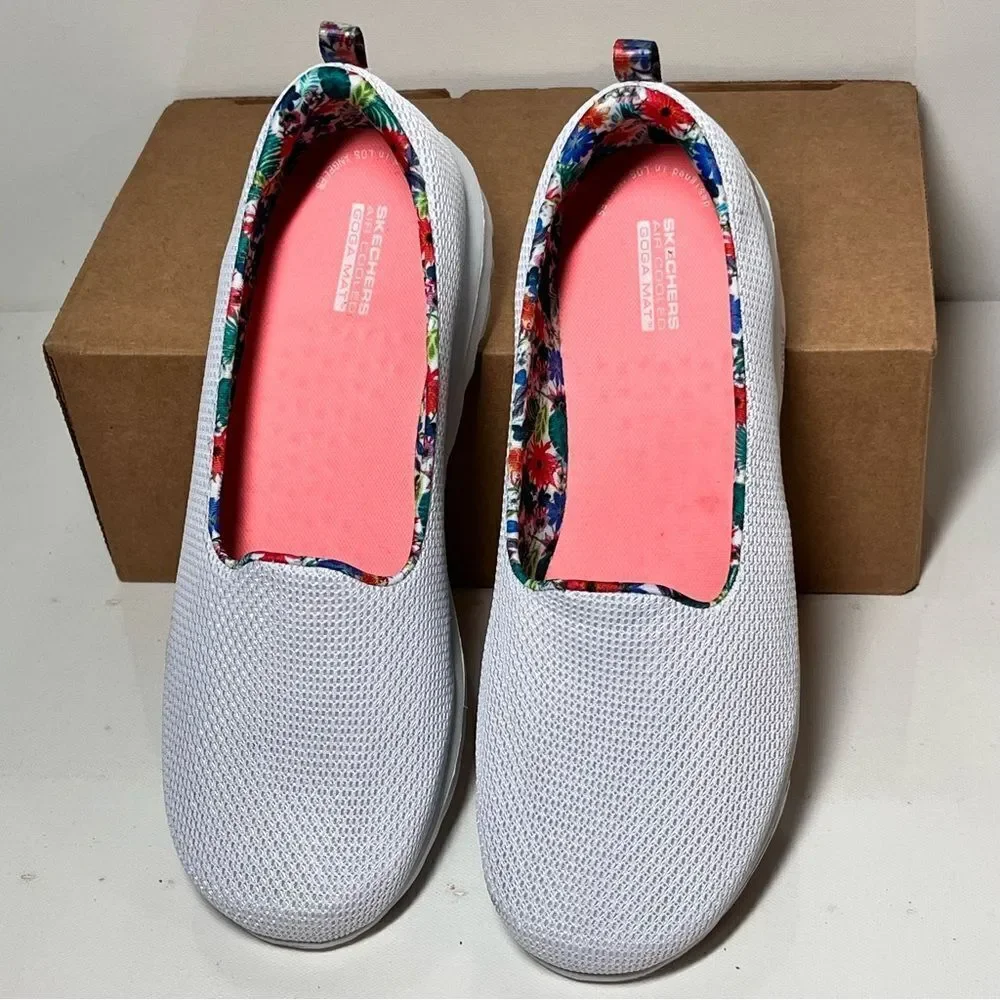 Skechers GOWalk Classic Vegan Summer Blossom Washable Slip-Ons